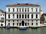 When you say Venice, Italy, you say art! New art, particularly Modern art, at the Palazzo Grassi Museum in Venice, Italy... Worth a visit! 