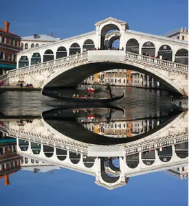 Transportation in Venice: Get Around Like a Local Discover the best ways to navigate Venice. Find out how to get around efficiently.