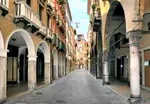 I know why Treviso is famous... It is a pleasant extra visit to the city of romance 'Venice' in Italy. I show you why... 