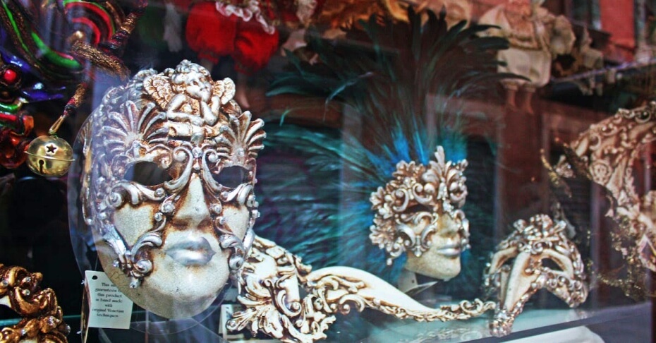 Breakable Venice Mask