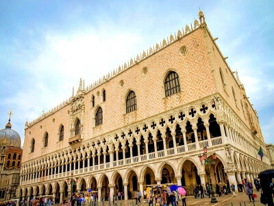 Venice-Activities-DogePalace