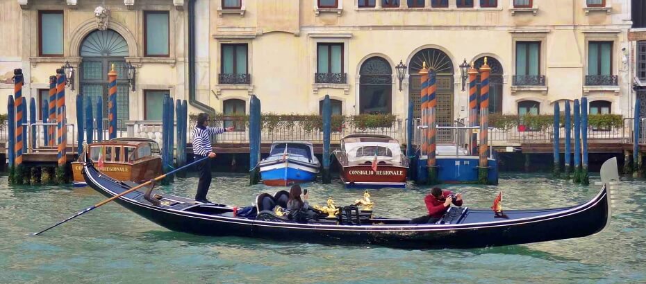 Gondola-Canal-Grande Gondola-Canal-Grande