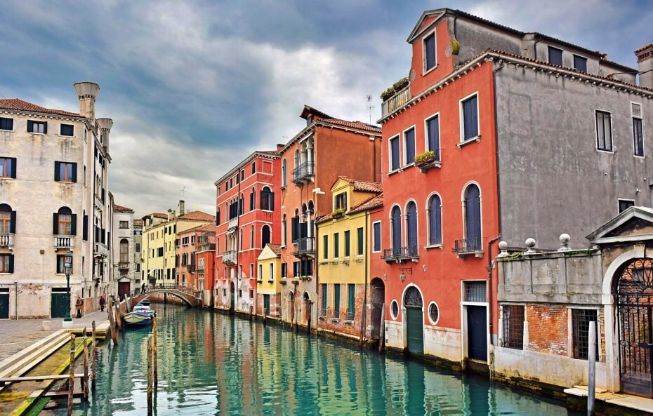 Quiet Canal in Venice Quiet Canal in Venice