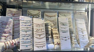 jewellery stall around Rialto Bridge, August 2024