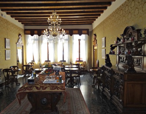 Breakfast Room at Venice Italy Hotel Palazzo Priuli